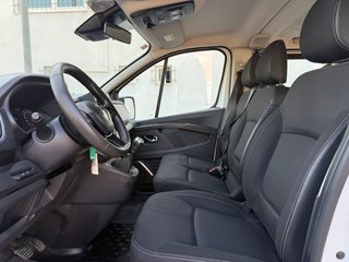 RENAULT Trafic Combi 9 2.0dCi Energy Blue