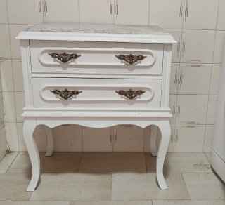 Comodino antico in marmo e legno