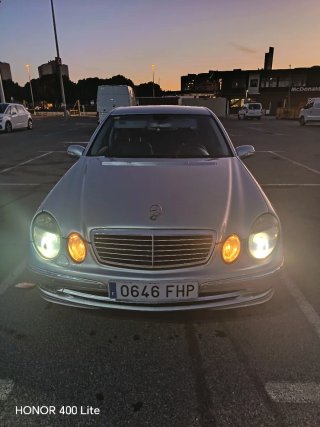Mercedes-Benz Clase E 2004