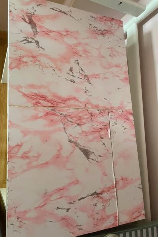 Toeletta bianca rivestita effetto marmo