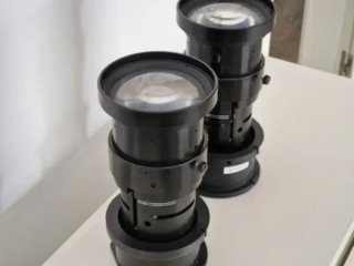 2 lentes de proyector profesional Konica Minolta O