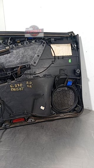 GUARNECIDO PUERTA DELANTERA DERECHA Volkswagen Passat Variant (3C5)(2005->)