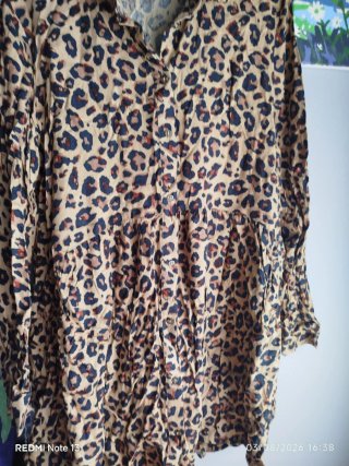 Vestido estampado leopardo Stradivarius