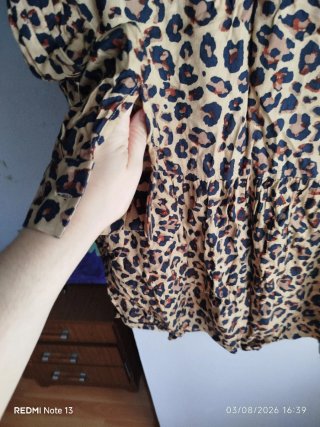 Vestido estampado leopardo Stradivarius