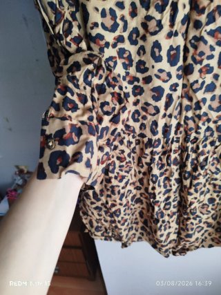 Vestido estampado leopardo Stradivarius