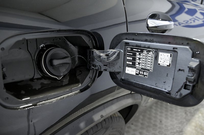 Mercedes-Benz GLC 2020, foto 32