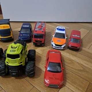 Lote de coches de juguete