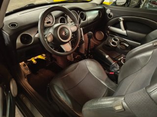 MINI Cooper 2004