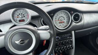 MINI Cooper 2004
