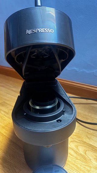 Nespresso Vertuo Pop Negra
