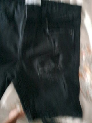 Pantaloncini jeans strappati ragazzo