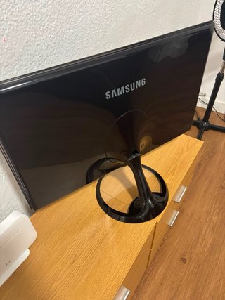 Monitor Samsung 17 Full HD