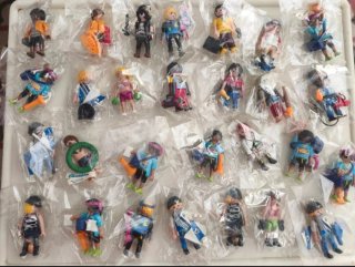 Lote Playmobil 28 Figuras Variadas