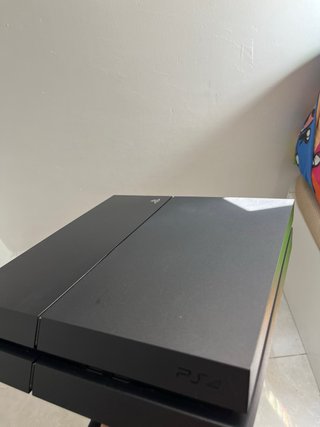 PS4 (PlayStation 4) Nera + Controller