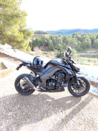 KAWASAKI Z1000 - BLACK EDITION - IMPECABLE