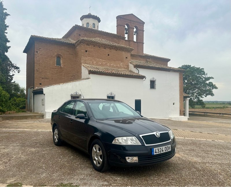 Skoda Octavia - foto 1