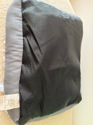 Cama para mascotas con volantes
