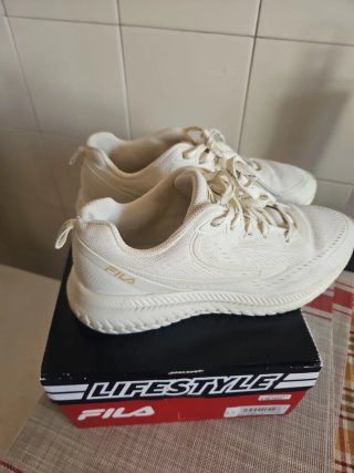 Zapatillas Fila Beige