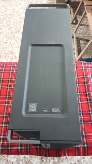 Stazione di lavoro Dell Precision 5820 Xeon 32GB RAM NVIDIA