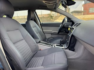 Volvo V50 d5
