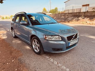 Volvo V50 d5