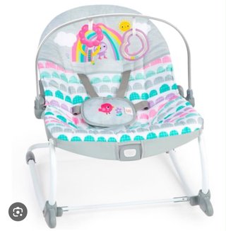 Sillita de bebé con arco de juegos