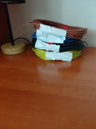 Rollos de Cable Eléctrico (Varios Colores)