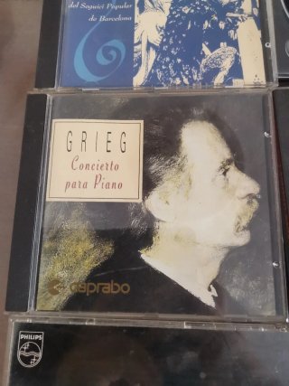 CDs