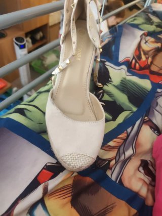 Zapatos de tacón beige talla 40