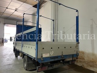Mitsubishi Canter 2004