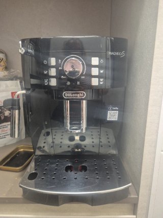 Cafetera DeLonghi Magnifica S Cafetera automatica