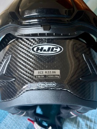 Casco HJC F100 Carbon Fiber