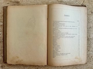 Libro antiguo corte y confección 1888