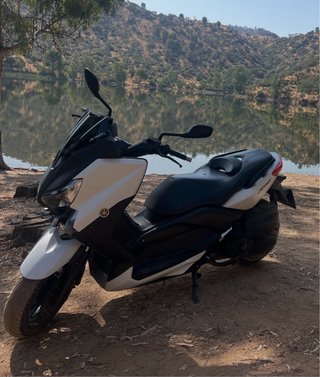 Yamaha Xmax 400