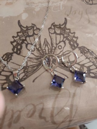 Set collana e orecchini