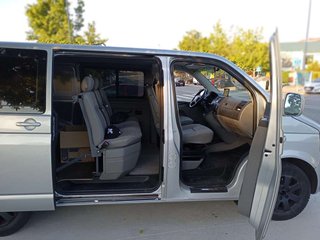 VOLKSWAGEN transporter