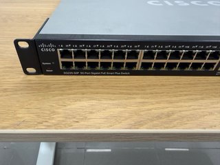 Switch Gestionado Cisco SG220-50P PoE