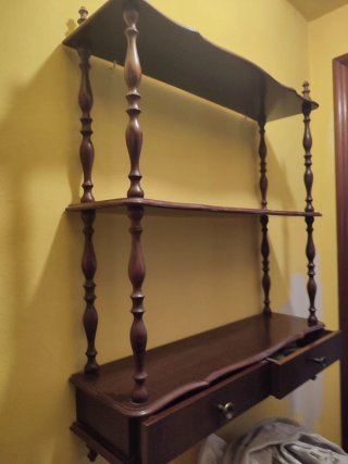 Repisa de madera para colgar con dos cajones