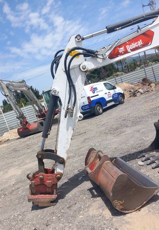 Miniexcavadora Bobcat E50Z 500kg