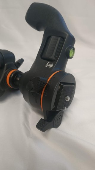 Vanguard Espod CX 203AGH Treppiede Alluminio