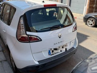 RENAULT scenic
