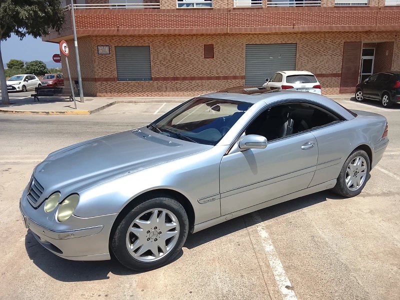 Mercedes-Benz CL Coupe 2003 - foto 1