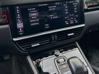 PORSCHE cayenne coupé