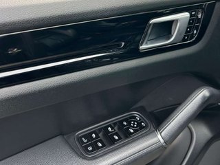 PORSCHE cayenne coupé