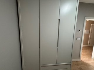 Armario madera lacado blanco