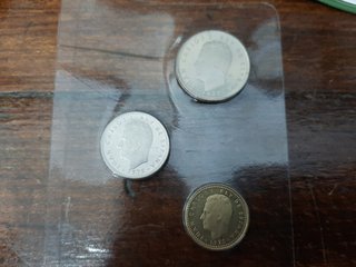 Pruebas Numismáticas España 1977 1,5 y 25 pesetas
