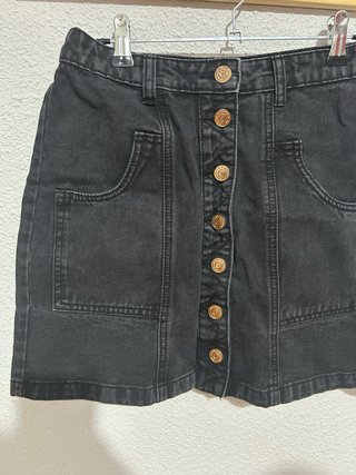 Minifalda Stradivarius Negra Botones talla S