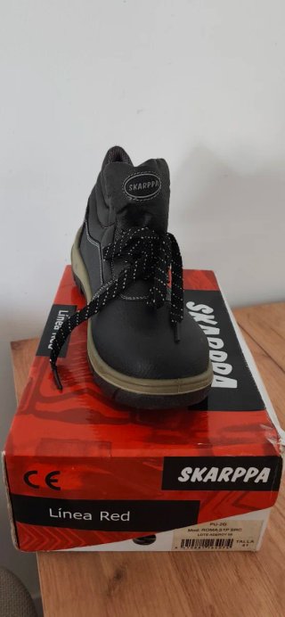 Zapatos de seguridad SKARPA Talla 41