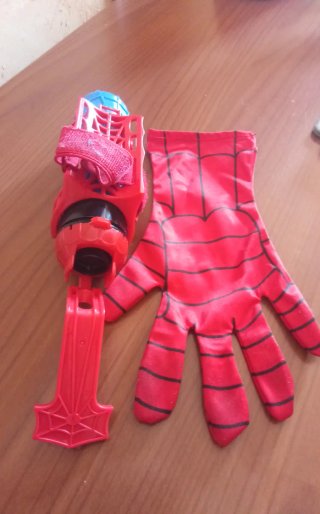 Kit Spiderman Maschera, Guanto e Lancia Ragnatele