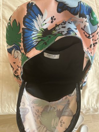 Mochila Adidas Estampado Floral Mariposas